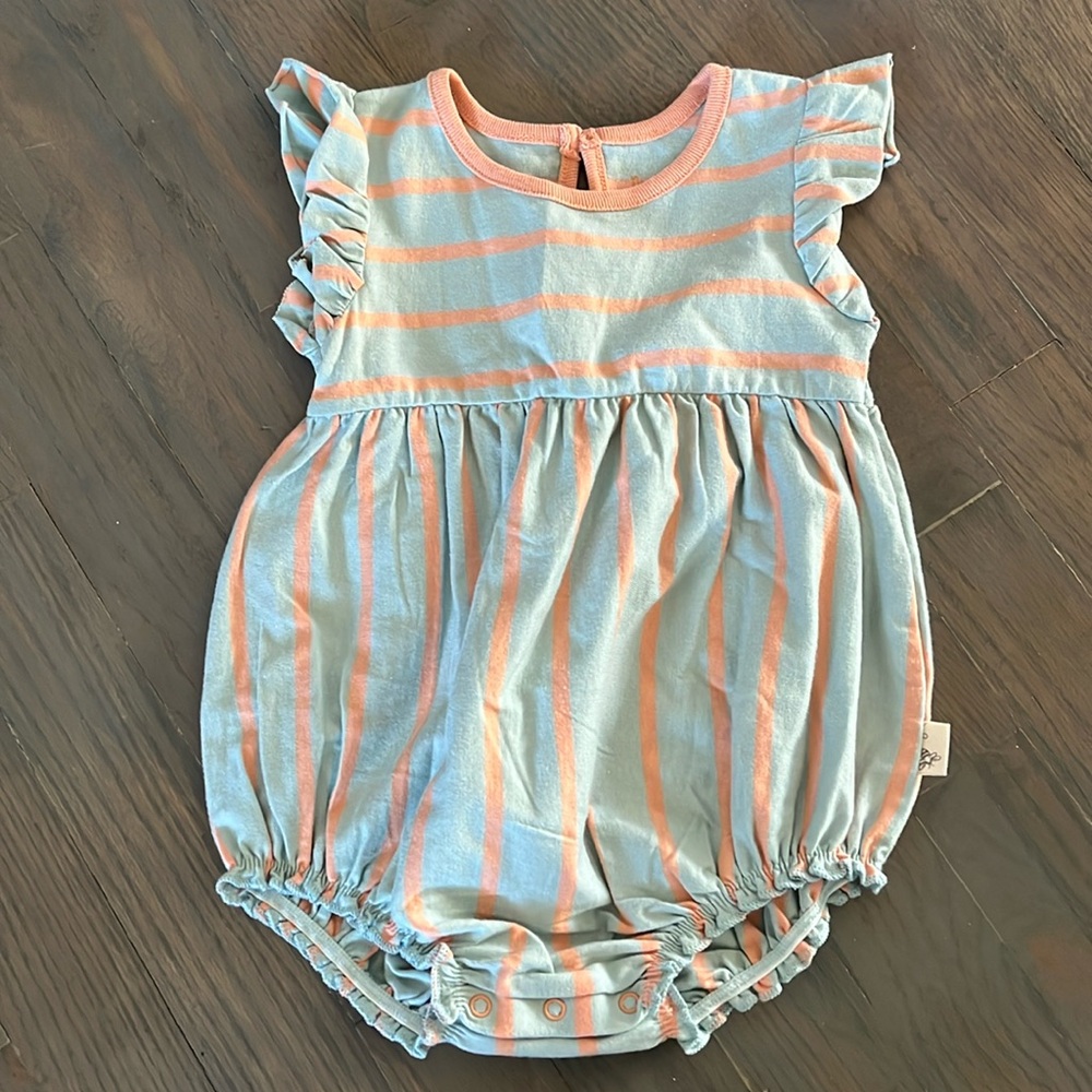 Like New Burt’s Bees Bubble Romper One Piece size 12 months Organic Cotton